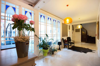 Hotel La Le Prieure 3*