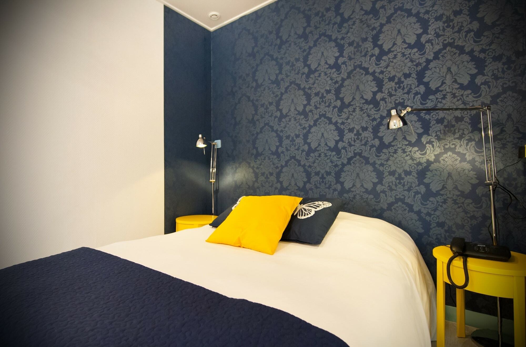 Hotel La Le Prieure 3*